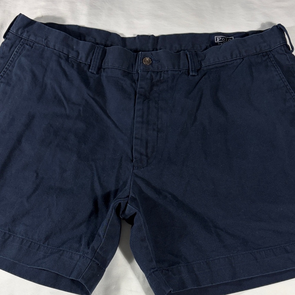 Polo Ralph Lauren mens navy blue rugged flat front 6" chino shorts - size 42